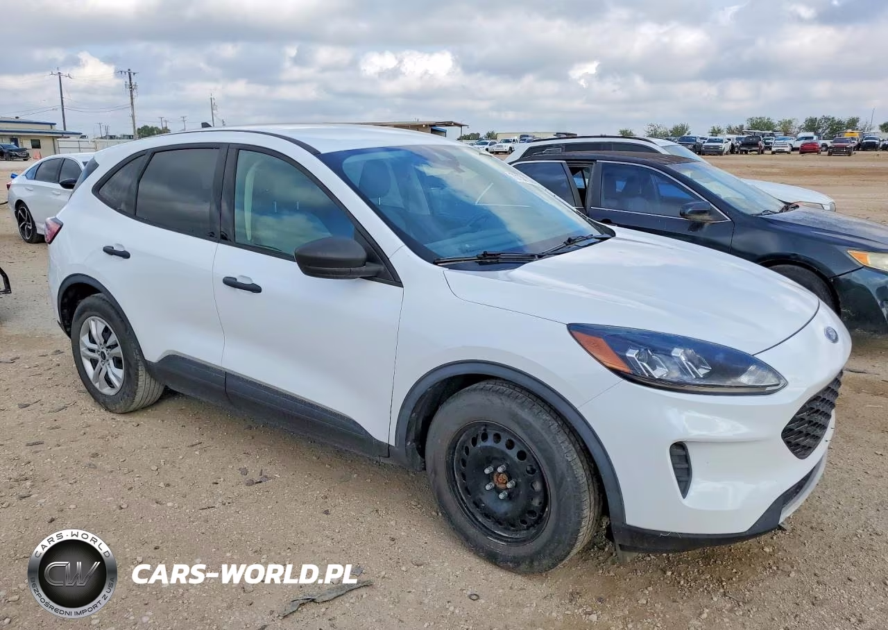 2020 Ford Escape S VIN:1FMCU0F60LUC70688 - 4