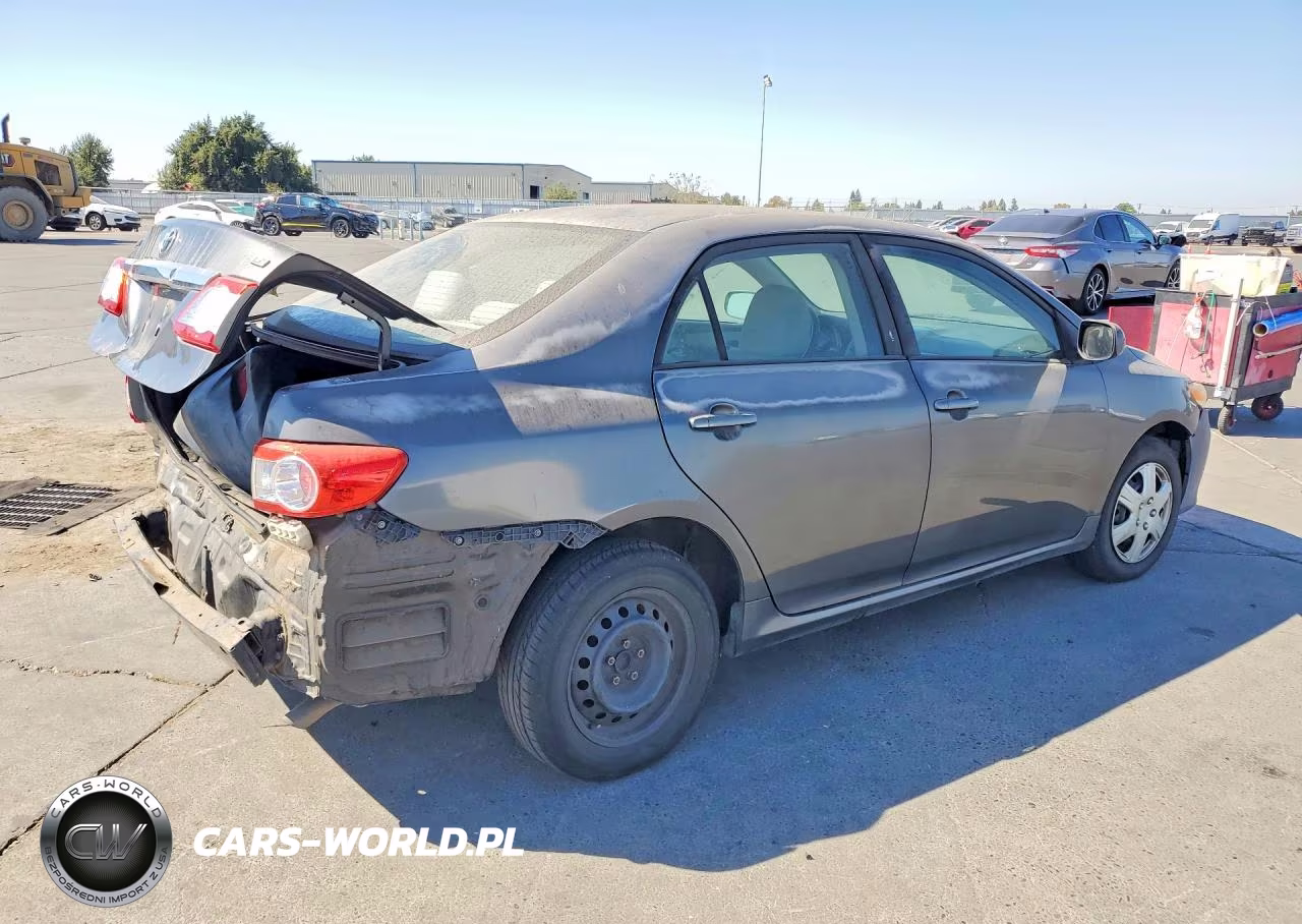 2011 Toyota Corolla Le VIN:2T1BU4EE7BC535988 - 3