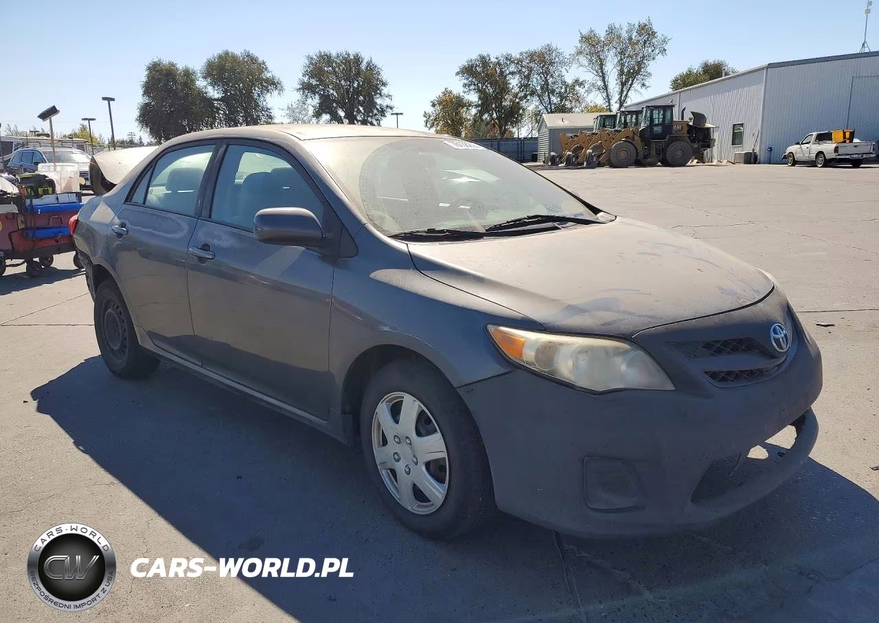 2011 Toyota Corolla Le VIN:2T1BU4EE7BC535988 - 4