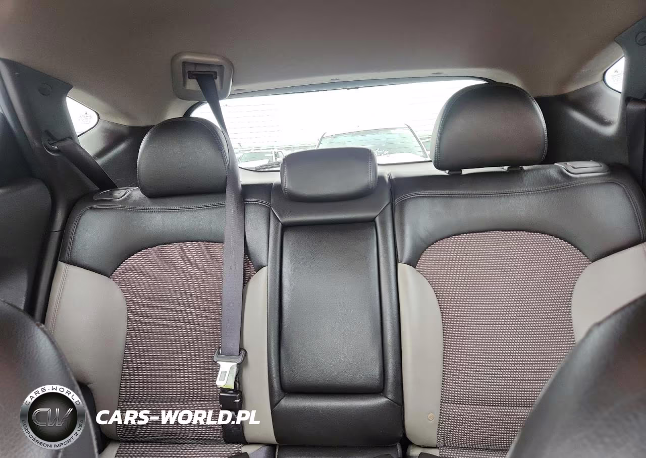 2011 Hyundai Tucson Gls VIN:KM8JU3AC2BU291059 - 10