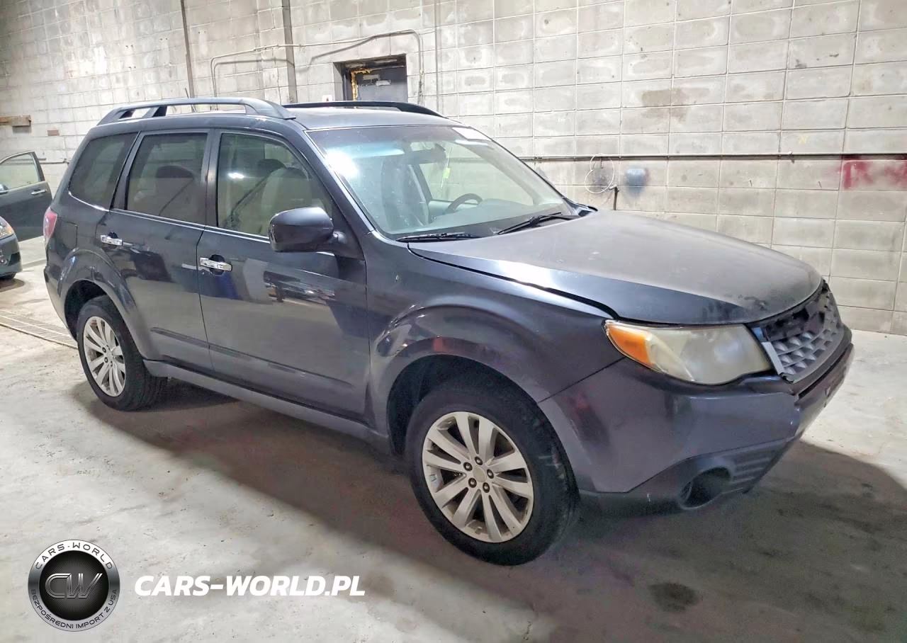 2011 Subaru Forester 2.5X Premium VIN:JF2SHADC1BH715922 - 4