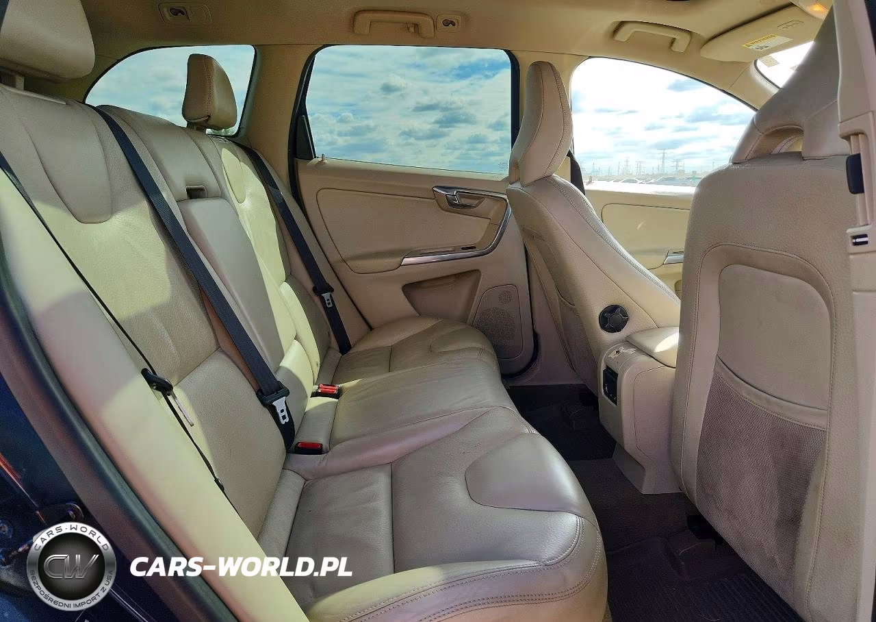 2012 Volvo Xc60 T6 VIN:YV4902DZ0C2286885 - 10