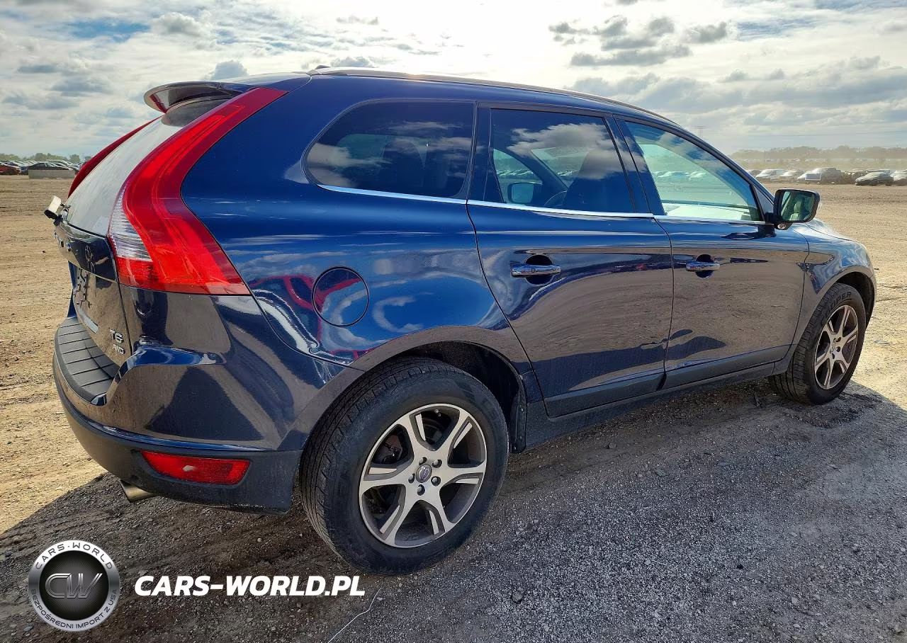 2012 Volvo Xc60 T6 VIN:YV4902DZ0C2286885 - 3