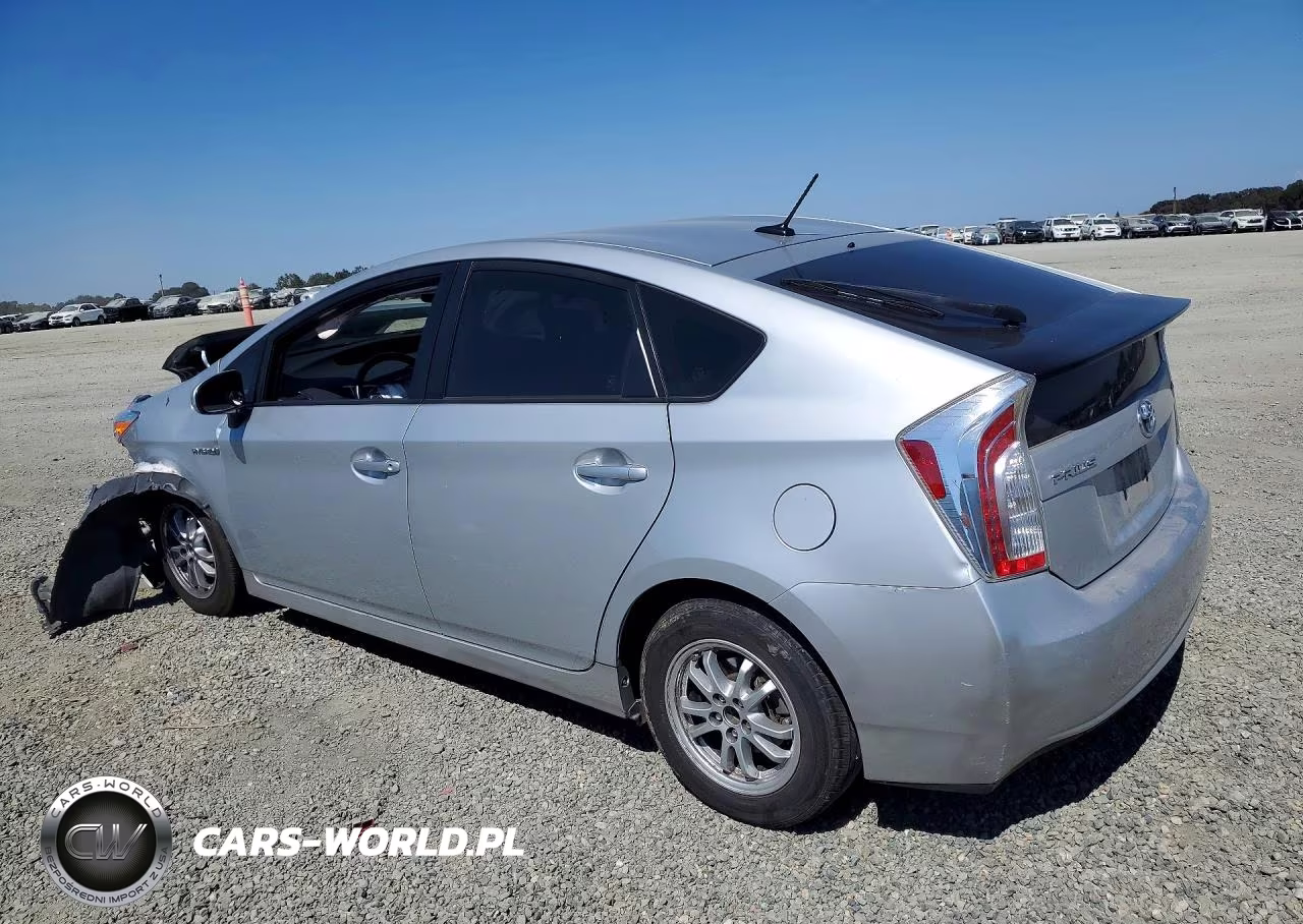 2015 Toyota Prius Four VIN:JTDKN3DU5F0450390 - 2