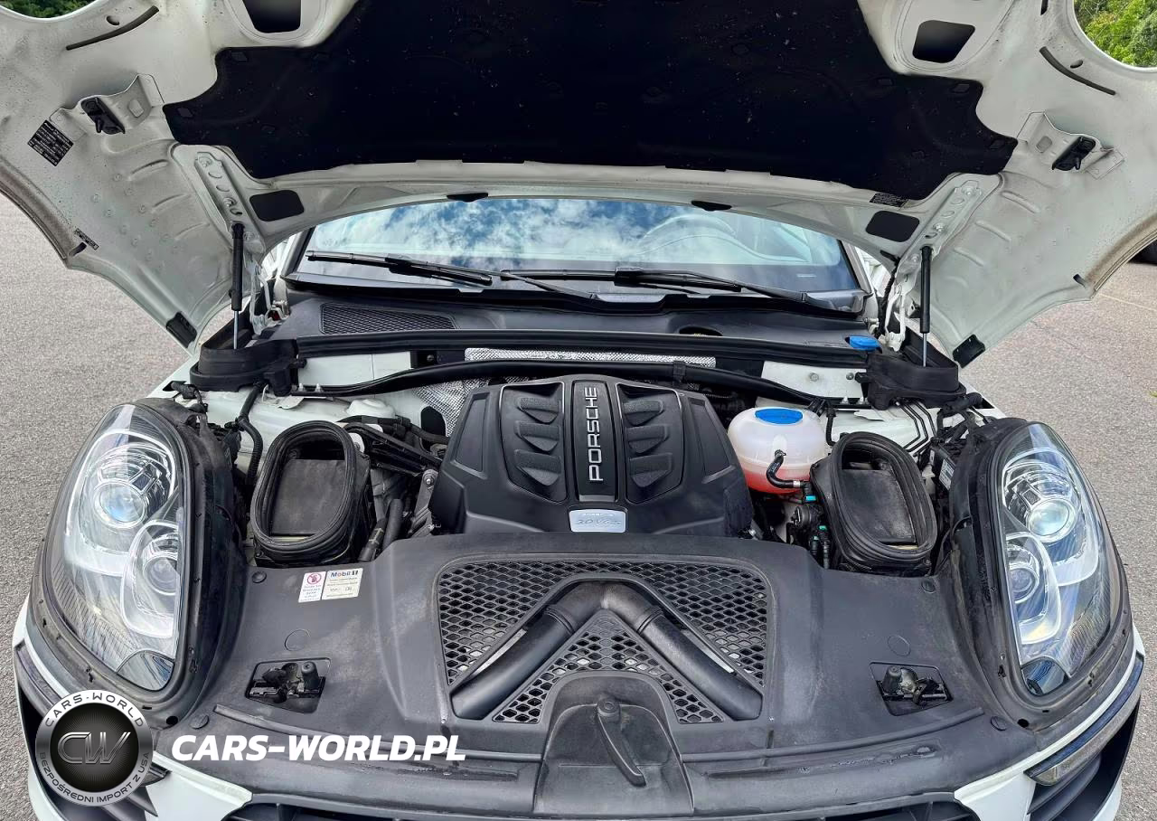 2018 Porsche Macan S VIN:WP1AB2A52JLB33457 - 7