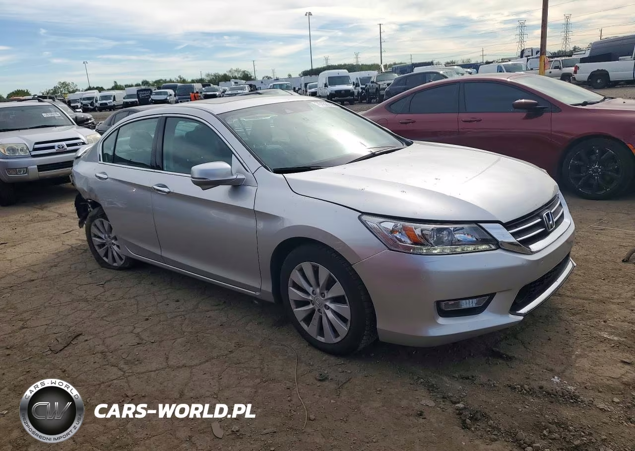 2014 Honda Accord Touring VIN:1HGCR3F93EA018683 - 4