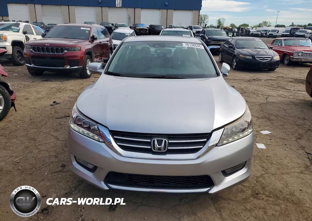 2014 Honda Accord Touring VIN:1HGCR3F93EA018683 - 5