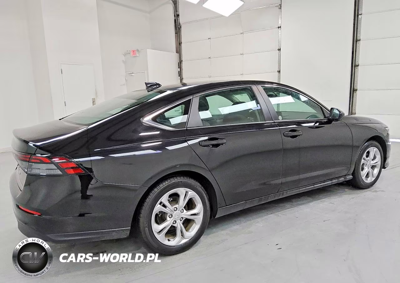 2025 Honda Accord Lx VIN:1HGCY1F27SA082926 - 3