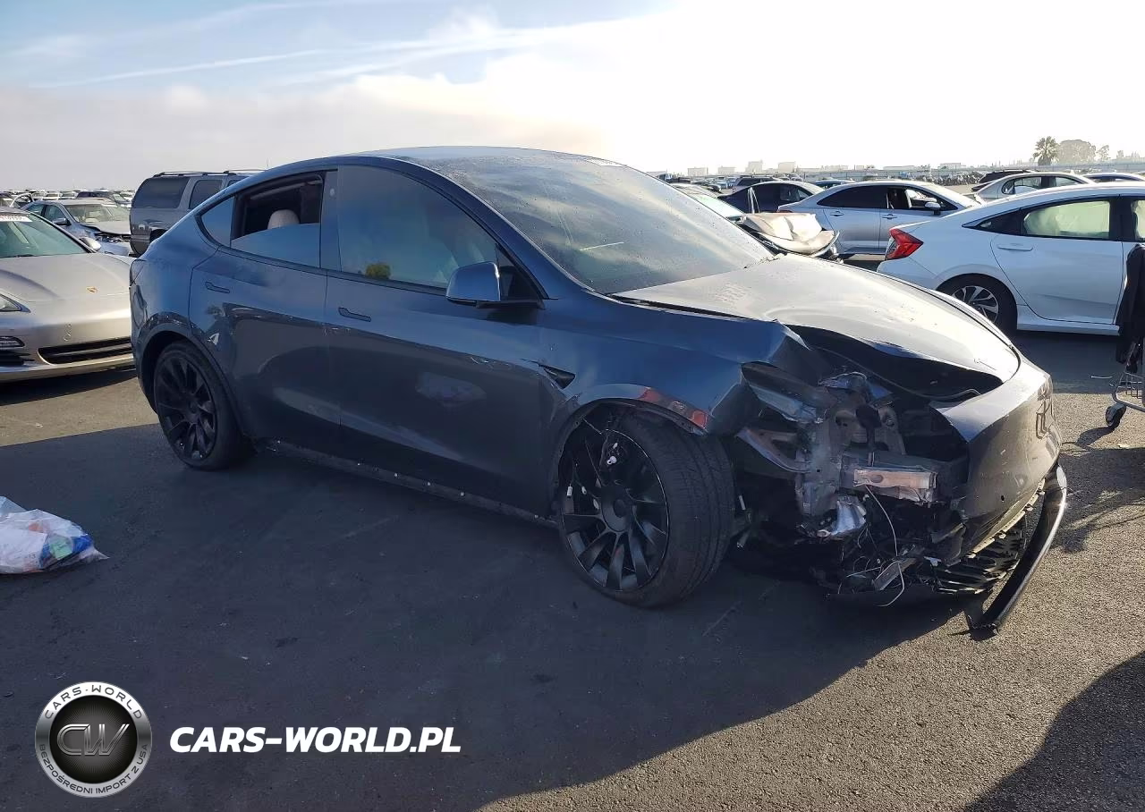 2021 Tesla Model Y VIN:5YJYGDEE3MF078239 - 4