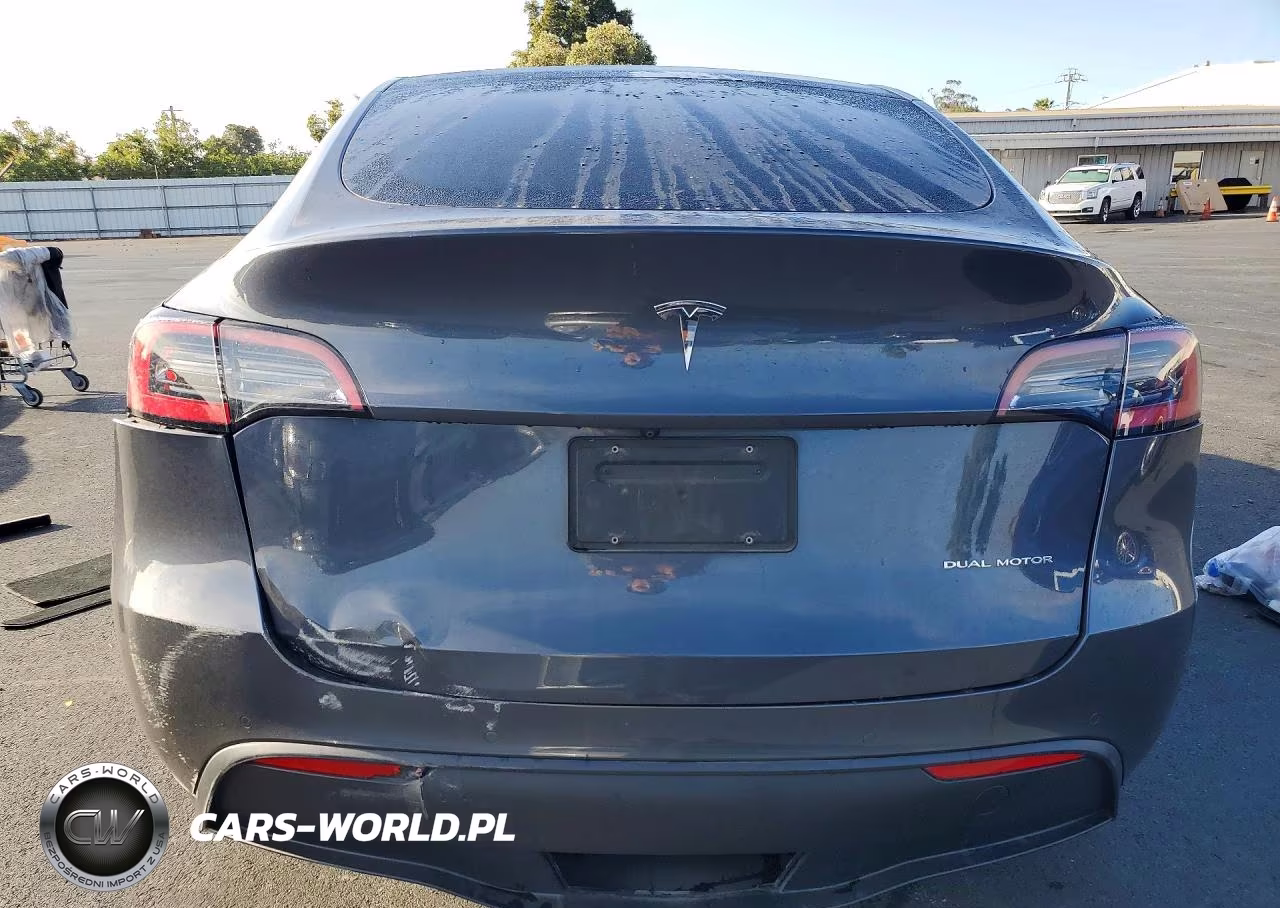 2021 Tesla Model Y VIN:5YJYGDEE3MF078239 - 6