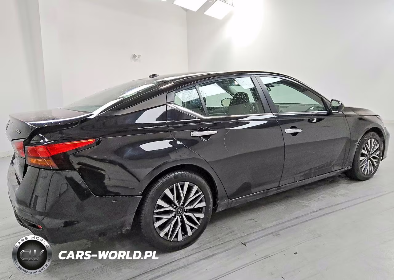 2023 Nissan Altima Sv VIN:1N4BL4DVXPN393117 - 3