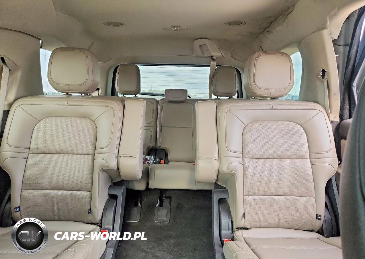 2024 Lincoln Navigator VIN:5LMJJ2NG7REL15941 - 10