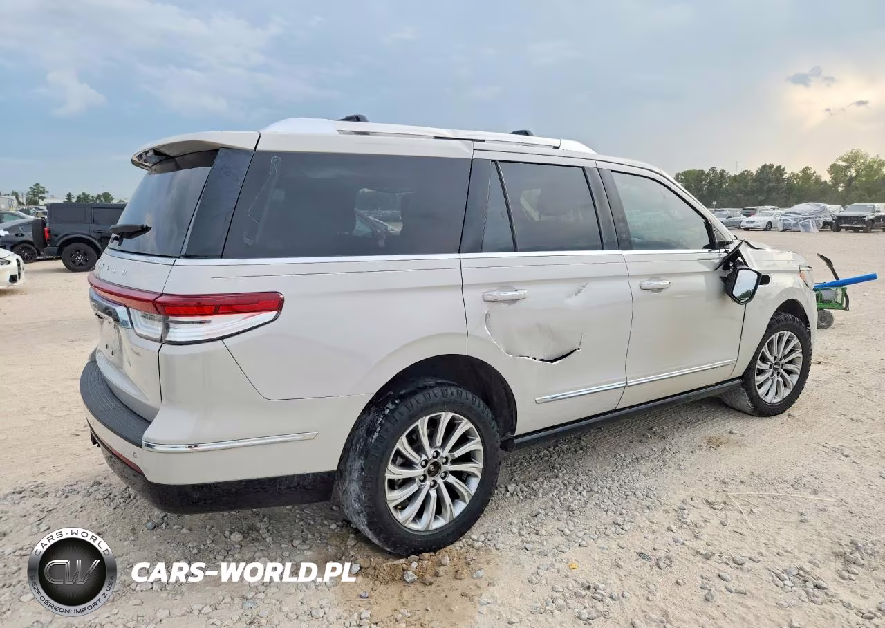2024 Lincoln Navigator VIN:5LMJJ2NG7REL15941 - 3