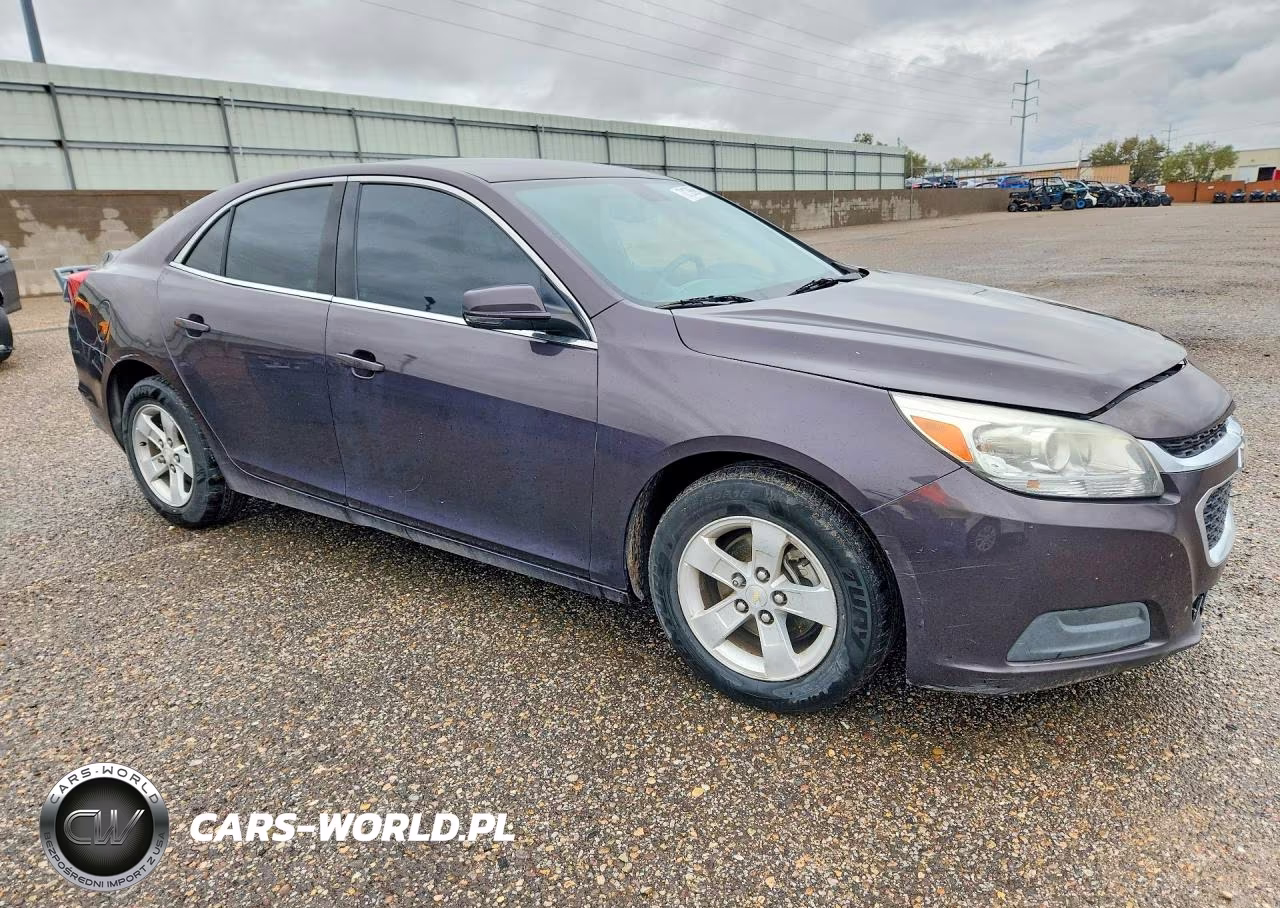 2015 Chevrolet Malibu 1Lt VIN:1G11C5SLXFF293792 - 4