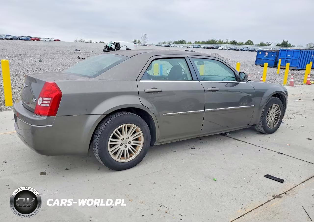 2008 Chrysler 300 Touring VIN:2C3KA53G58H103437 - 3