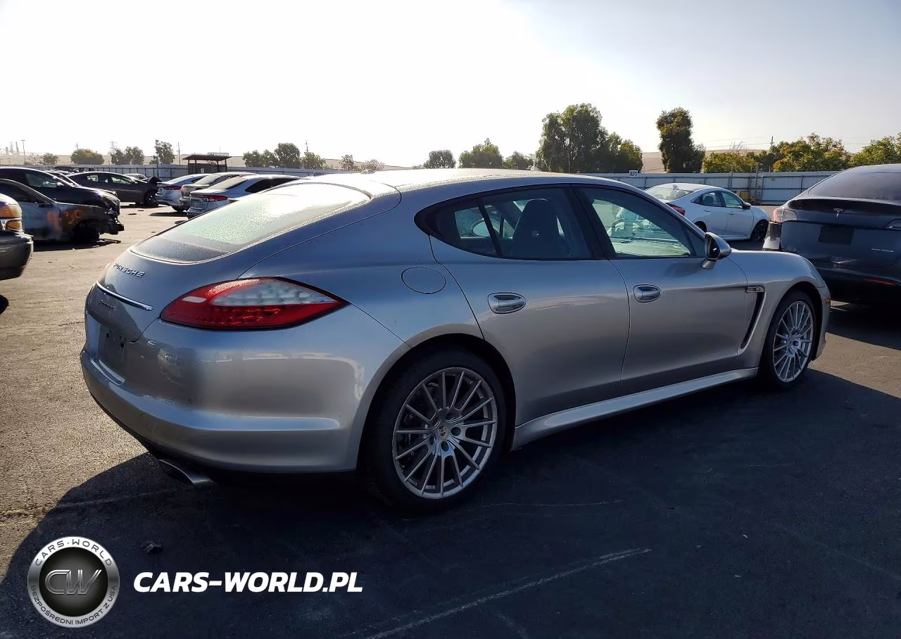 2012 Porsche Panamera 2 VIN:WP0AA2A78CL071829 - 3