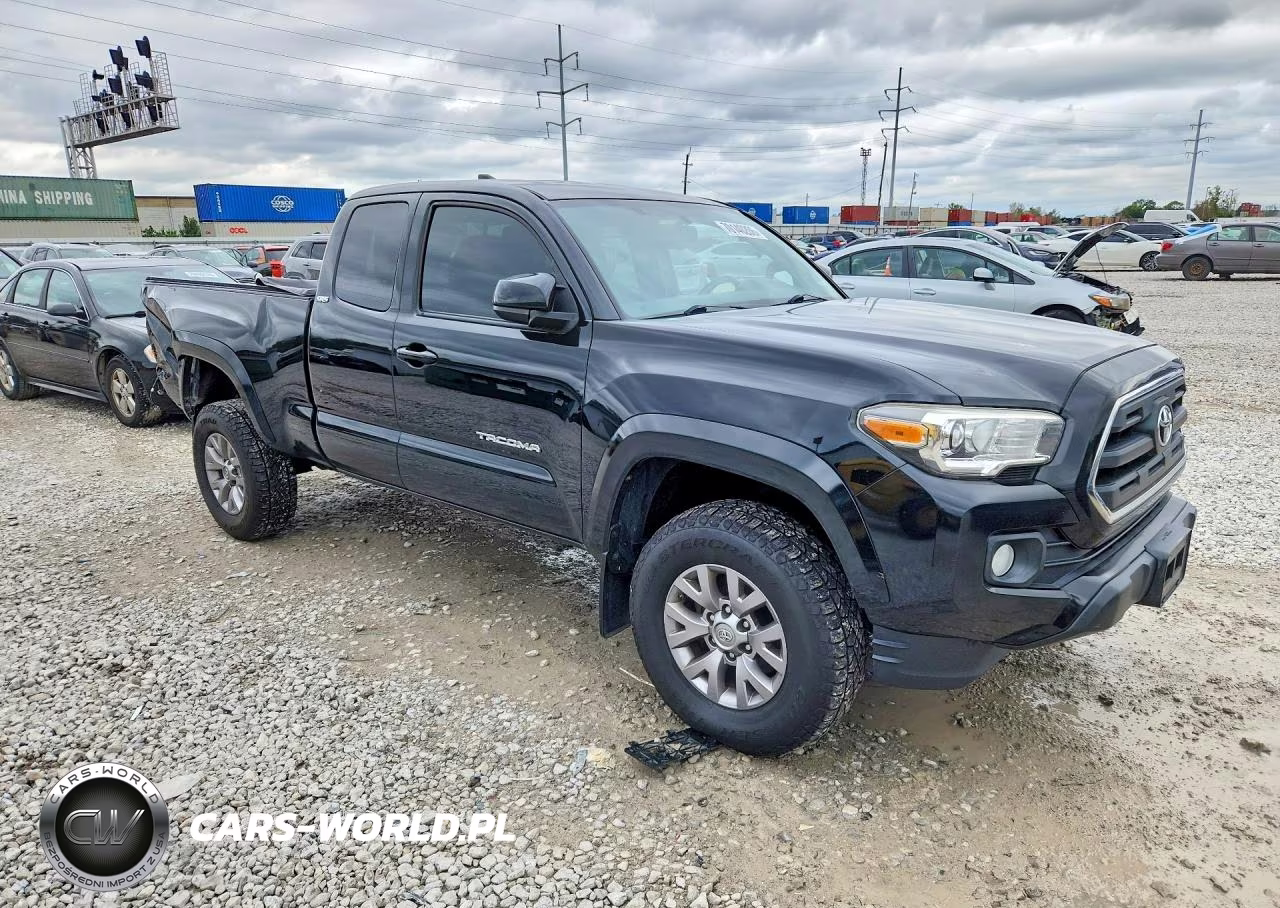 2017 Toyota Tacoma Sr5 V6 VIN:5TFSZ5AN9HX083078 - 4