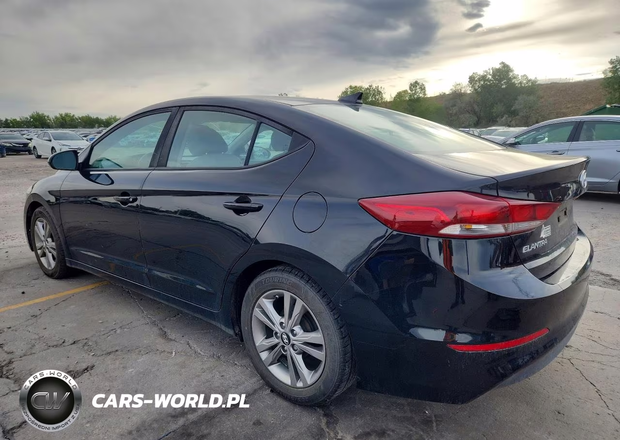 2017 Hyundai Elantra Se VIN:KMHD84LF5HU103979 - 2