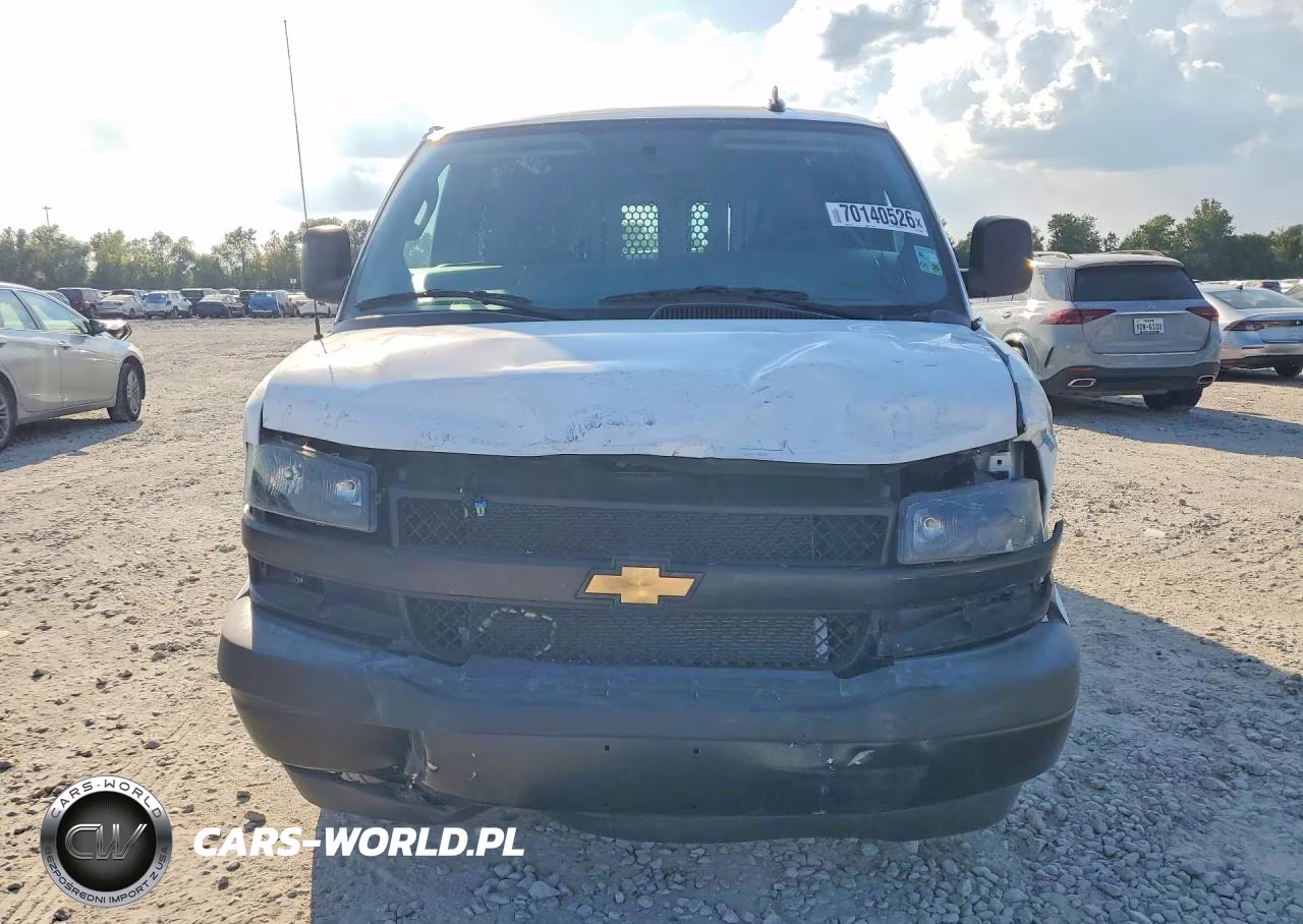 2025 Chevrolet Express VIN:1GCWGAF74S1115326 - 5