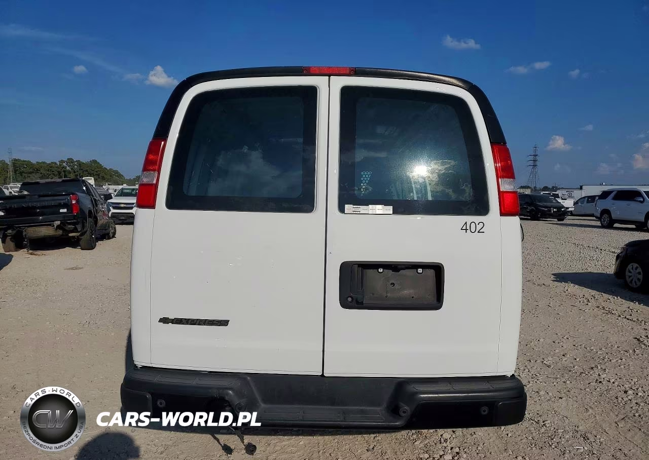 2025 Chevrolet Express VIN:1GCWGAF74S1115326 - 6