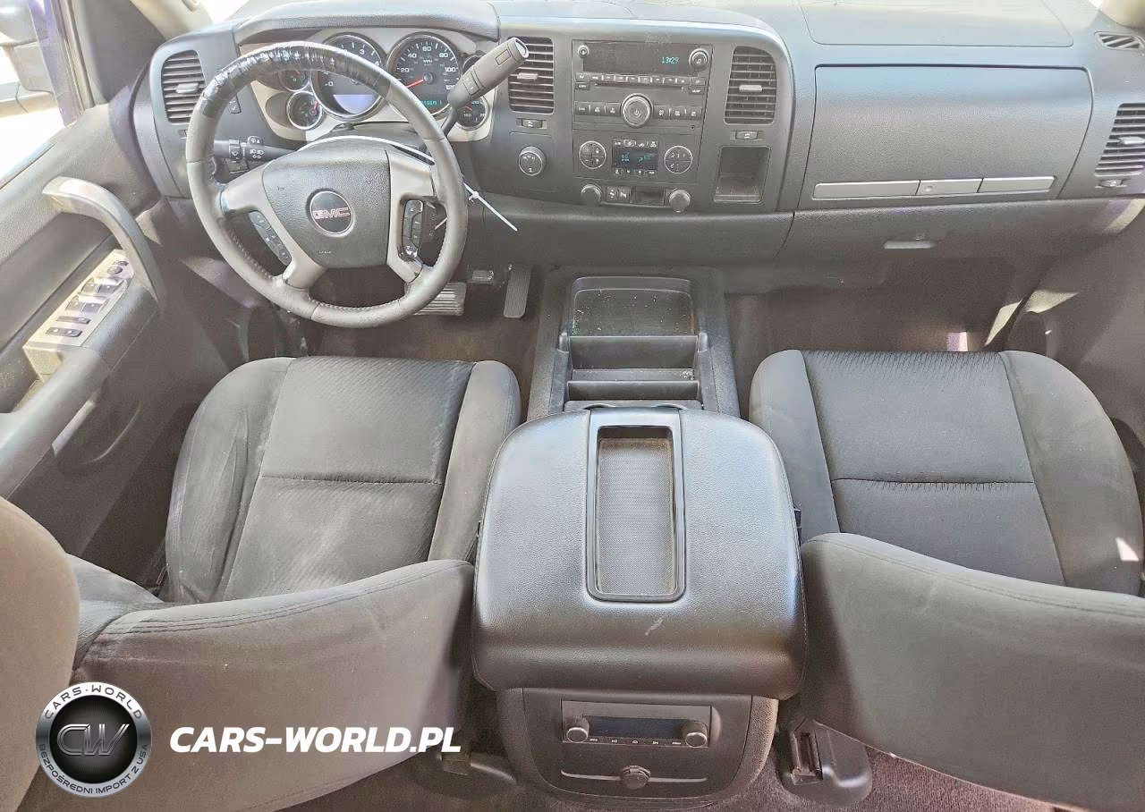 2008 GMC Sierra K3500 VIN:1GTJK33678F174009 - 8