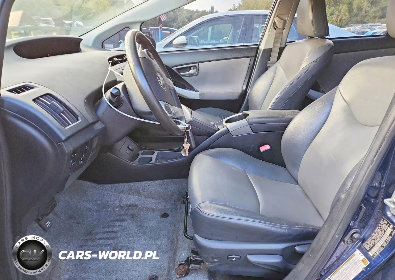 2013 Toyota Prius Three VIN:JTDKN3DU7D1665860 - 7