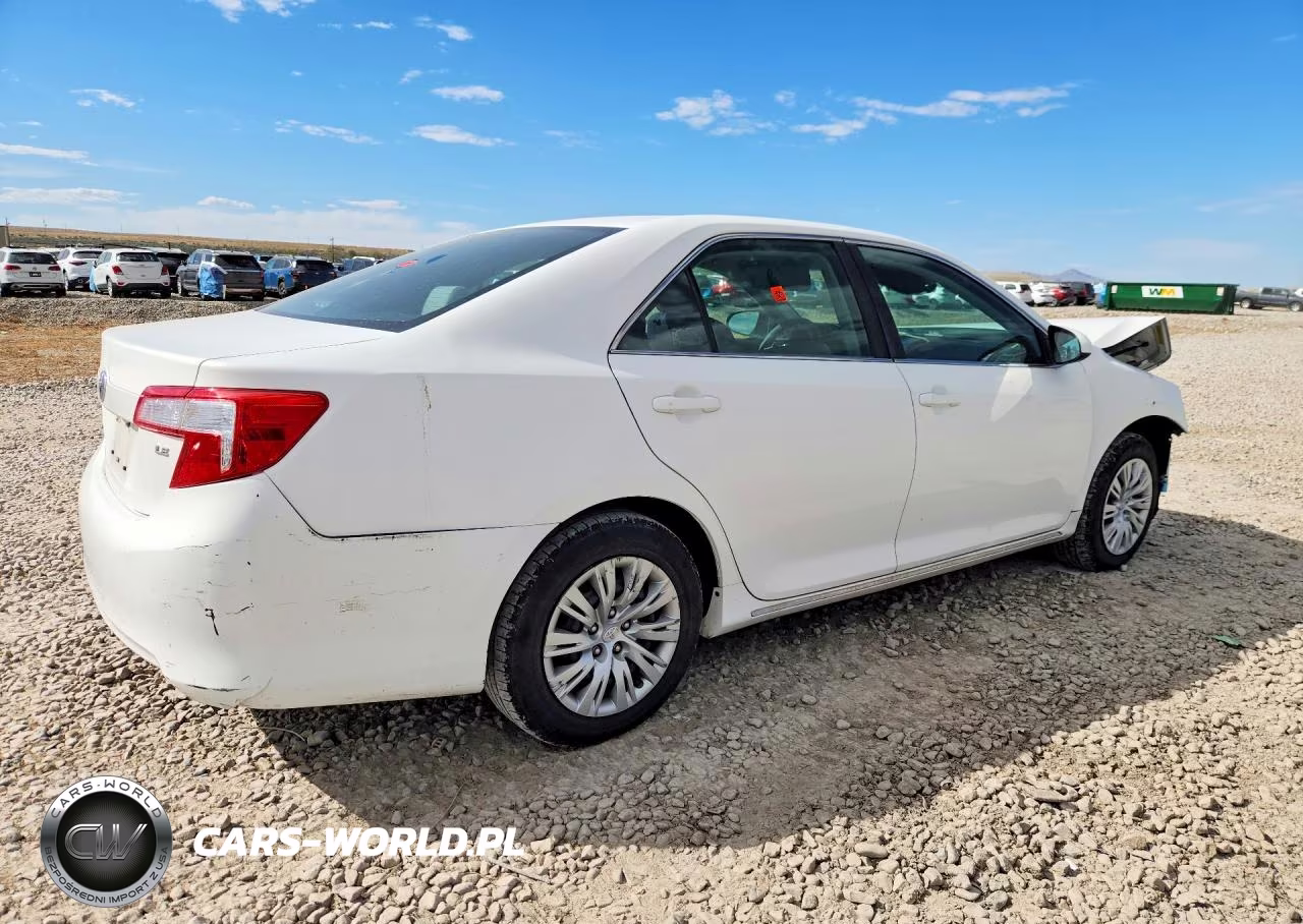 2013 Toyota Camry Le VIN:4T1BF1FKXDU652172 - 3