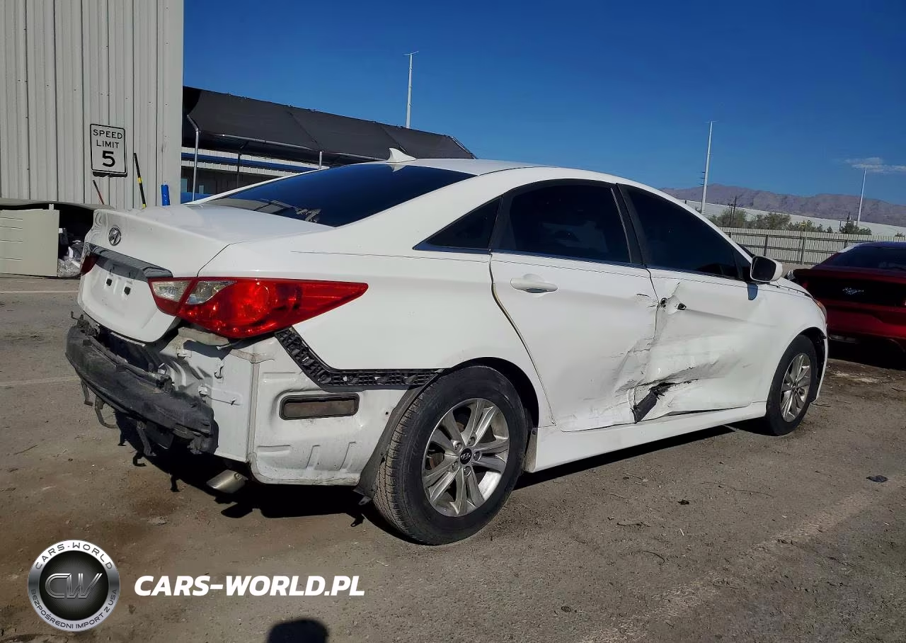 2014 Hyundai Sonata Gls VIN:5NPEB4AC4EH914665 - 3