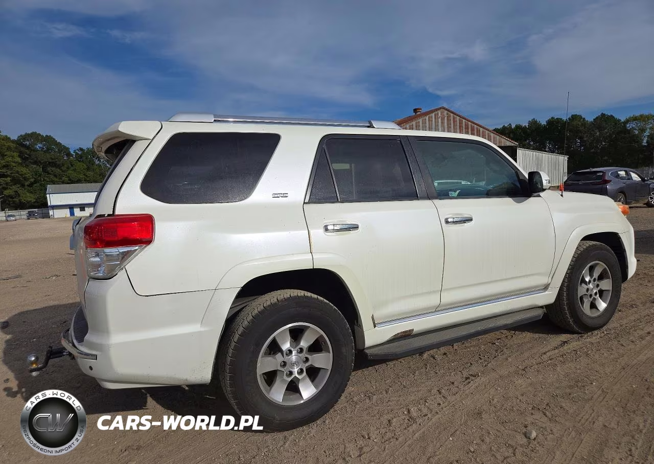2010 Toyota 4Runner Sr5 VIN:JTEZU5JR4A5006891 - 3