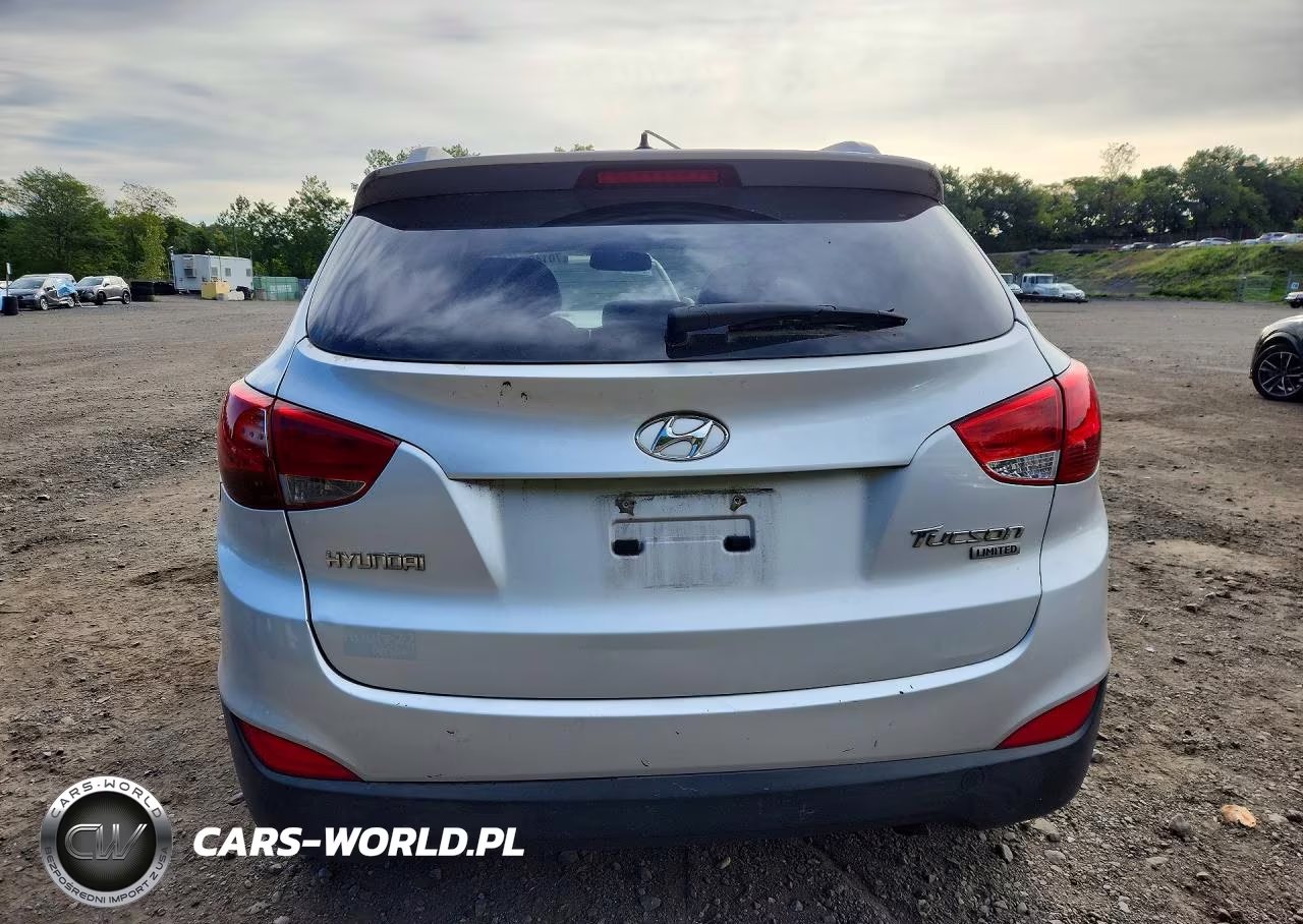 2012 Hyundai Tucson Limited VIN:KM8JU3AC4CU357239 - 6