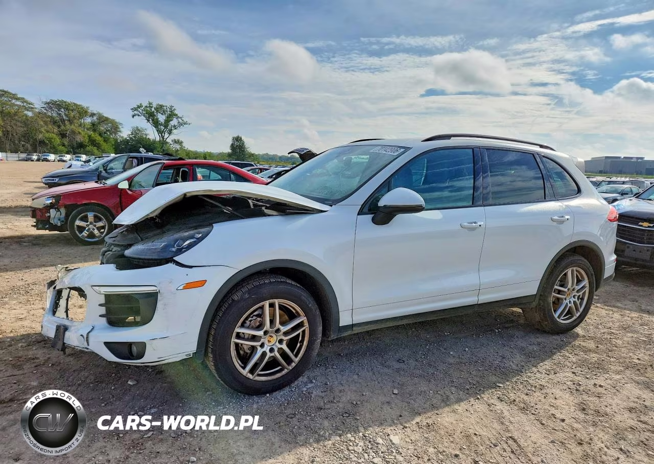 2017 Porsche Cayenne S VIN:WP1AB2A23HLA52418 - 1