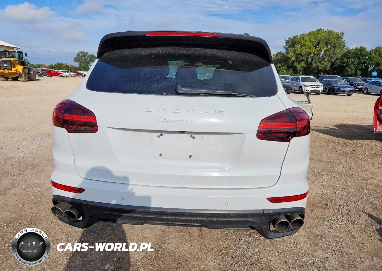 2017 Porsche Cayenne S VIN:WP1AB2A23HLA52418 - 6