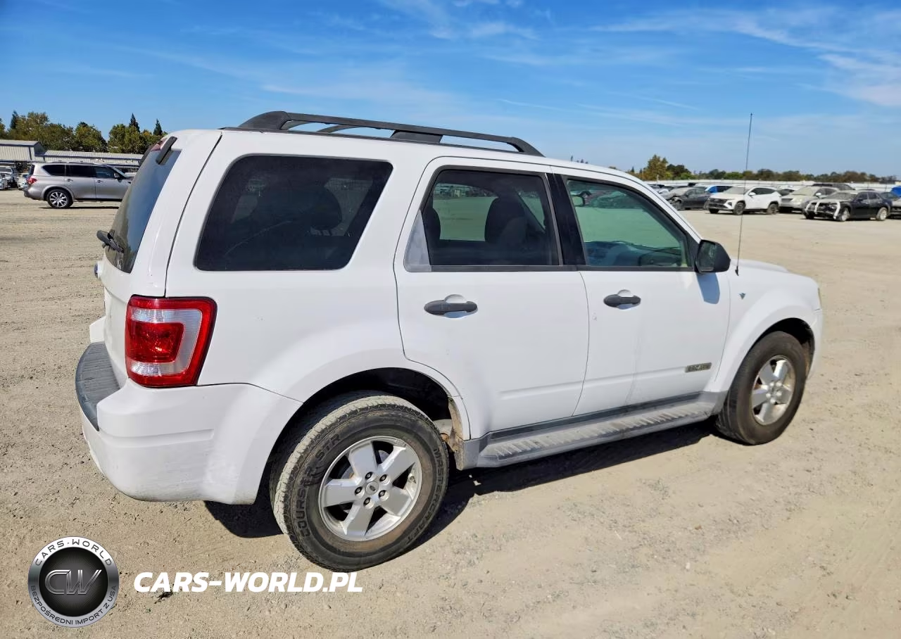 2008 Ford Escape Xlt VIN:1FMCU03118KB46778 - 3