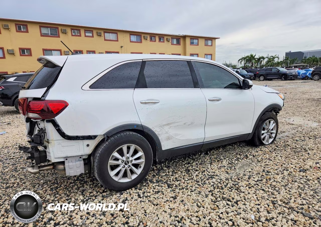 2020 Kia Sorento Lx VIN:5XYPG4A35LG694404 - 3