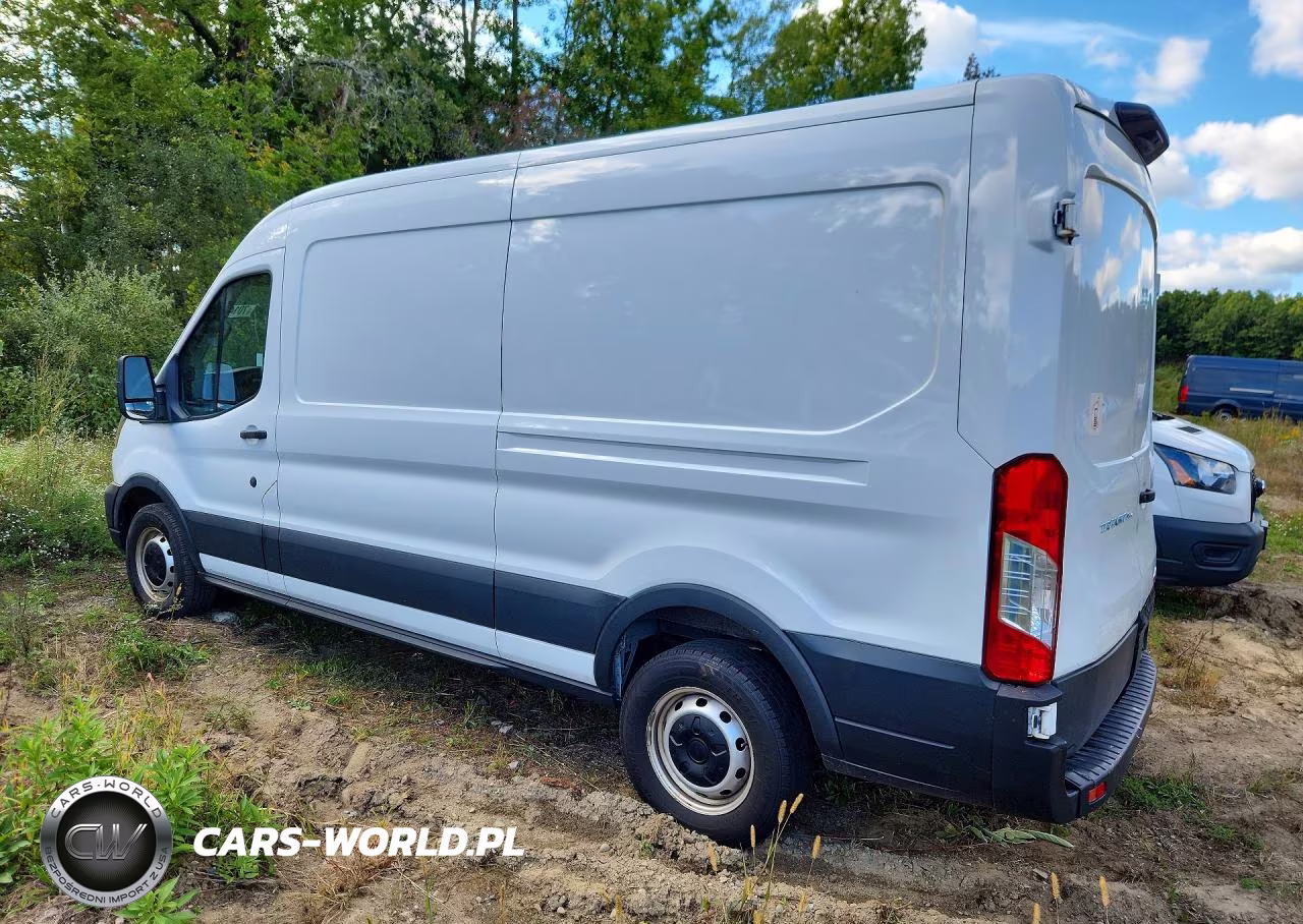 2022 Ford Transit 250 Delivery Van VIN:1FTBR1C80NKA39642 - 2