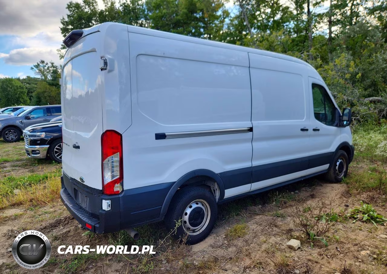 2022 Ford Transit 250 Delivery Van VIN:1FTBR1C80NKA39642 - 3