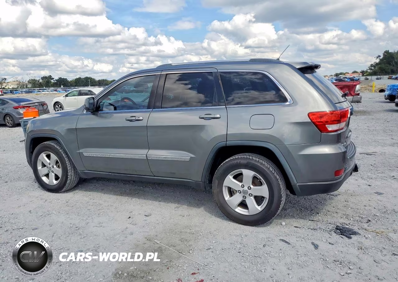 2013 Jeep Grand Cherokee Laredo VIN:1C4RJEAG8DC538074 - 2