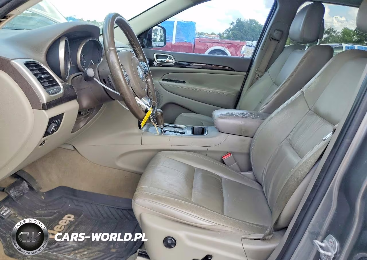 2013 Jeep Grand Cherokee Laredo VIN:1C4RJEAG8DC538074 - 7