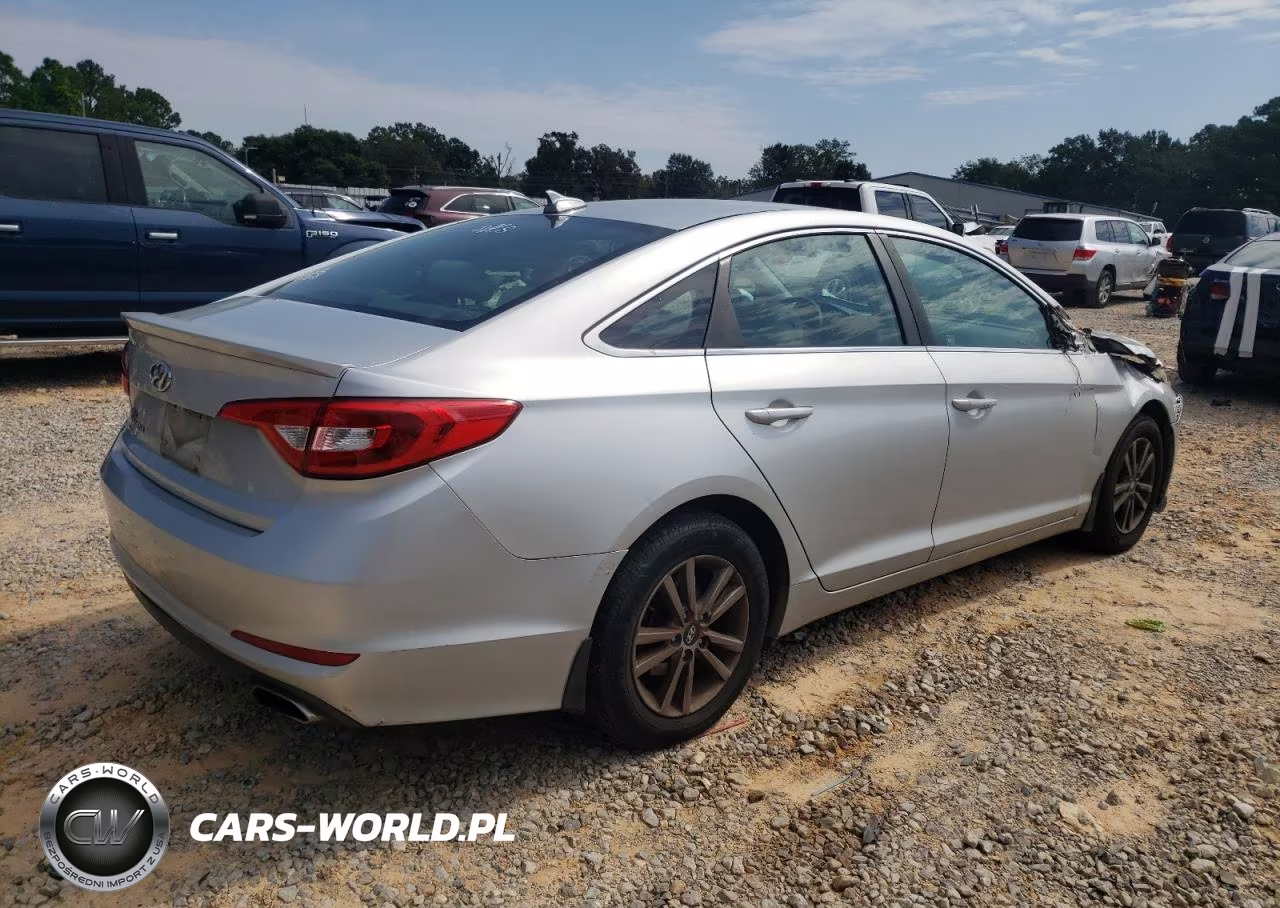 2015 Hyundai Sonata Se VIN:5NPE24AF9FH183694 - 3