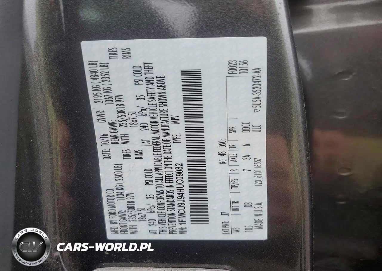 2017 Ford Escape Titanium VIN:1FMCU9J94HUC09082 - 13