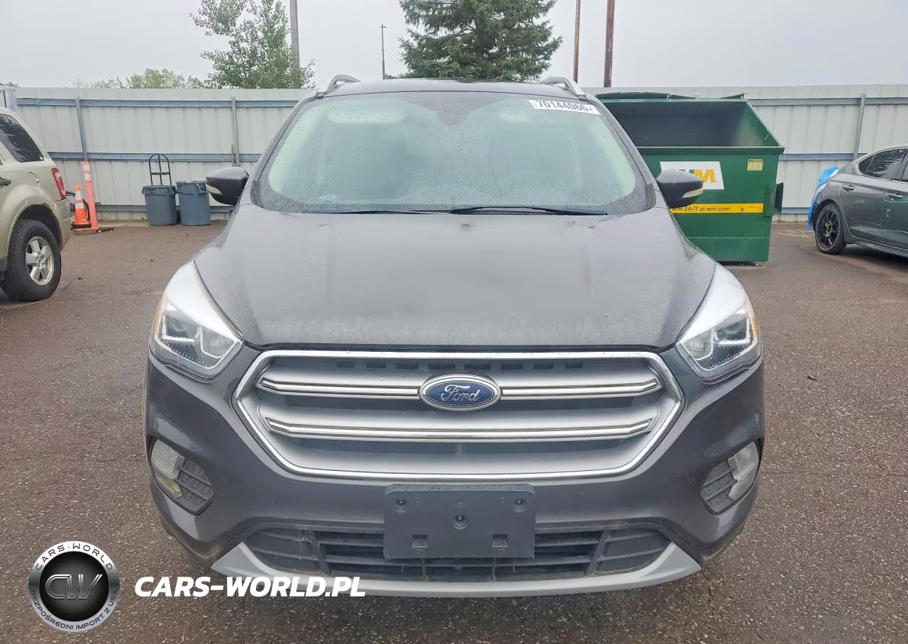 2017 Ford Escape Titanium VIN:1FMCU9J94HUC09082 - 5
