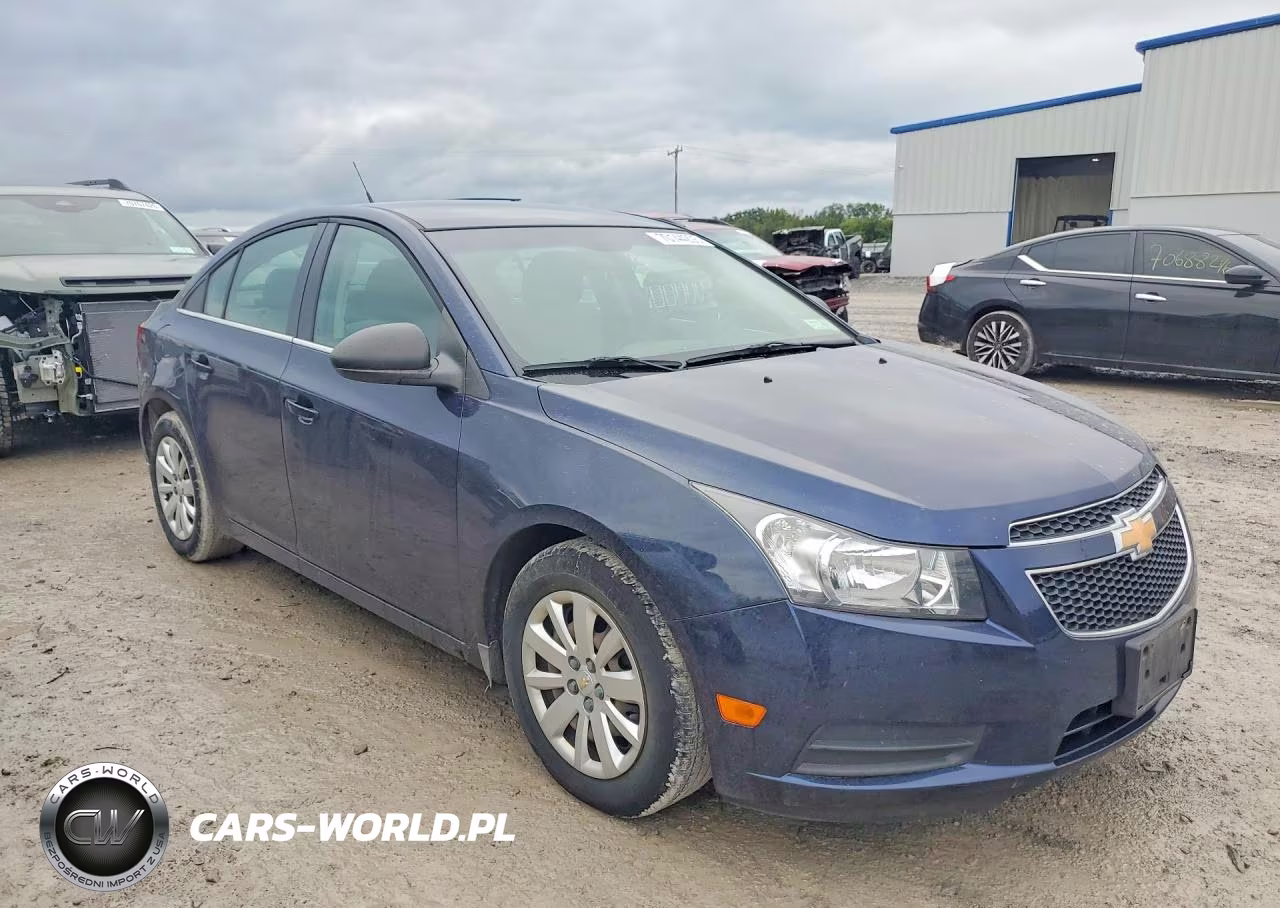 2011 Chevrolet Cruze Ls VIN:1G1PC5SH2B7245956 - 4