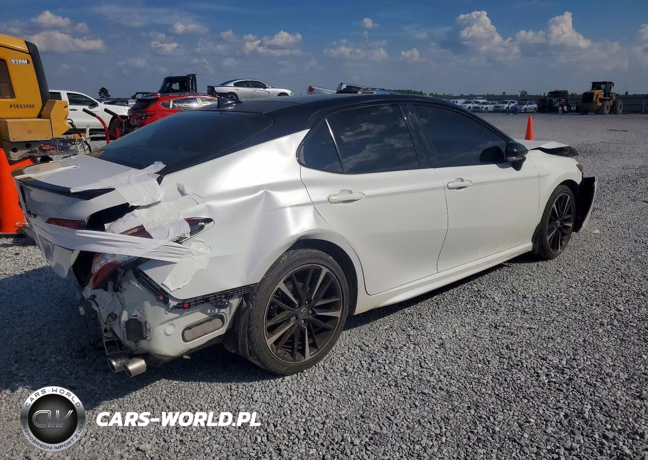 2018 Toyota Camry Xse V6 VIN:4T1BZ1HK9JU012163 - 3