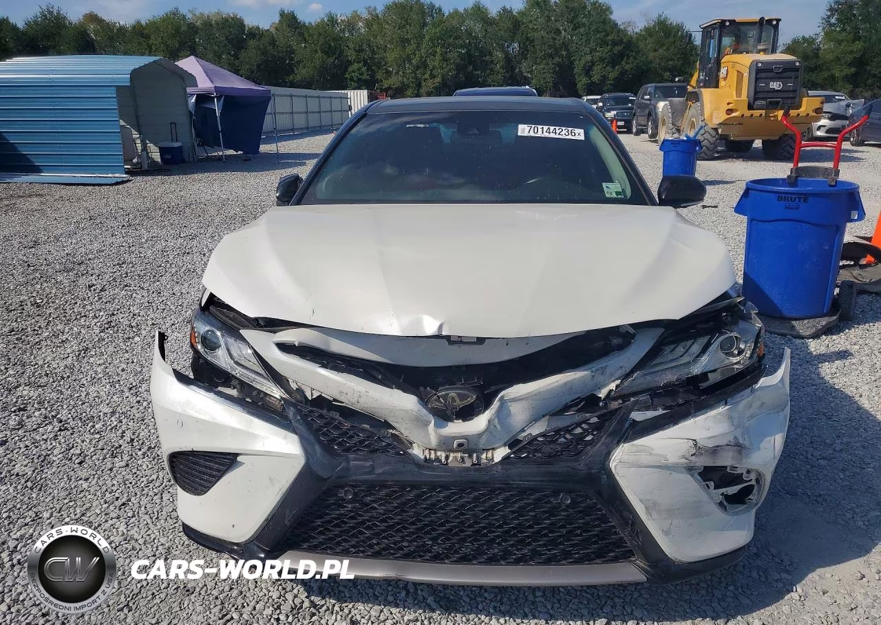 2018 Toyota Camry Xse V6 VIN:4T1BZ1HK9JU012163 - 5
