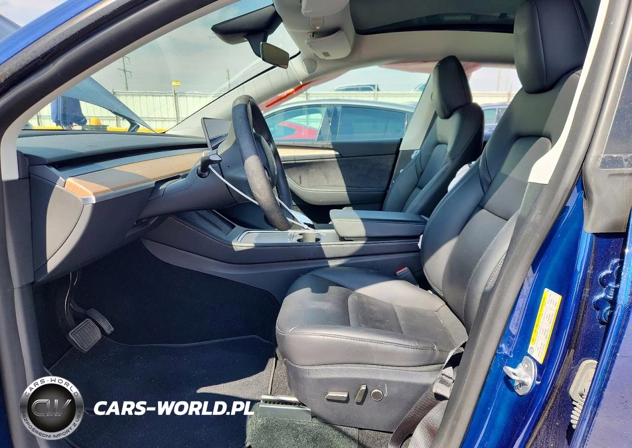 2024 Tesla Model Y VIN:7SAYGDEE5RA269085 - 7