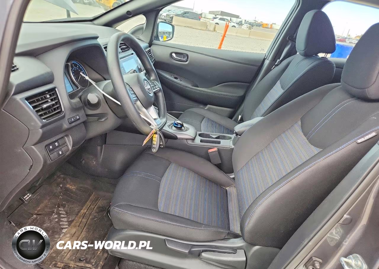 2025 Nissan Leaf S VIN:1N4AZ1BV2SC563065 - 7