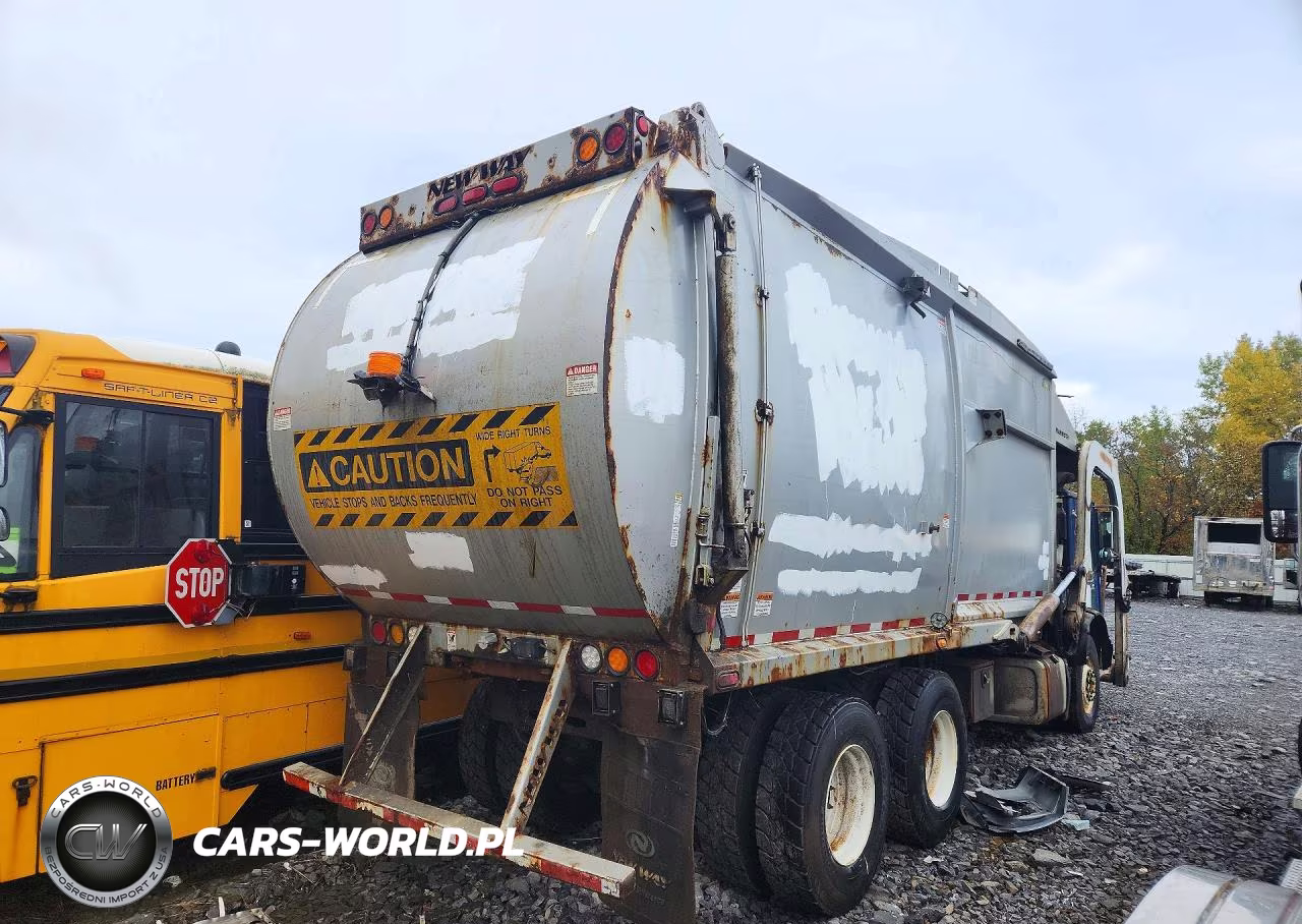 2016 Mack Mru600 Refuse Truck VIN:1M2AV02C5GM015606 - 3