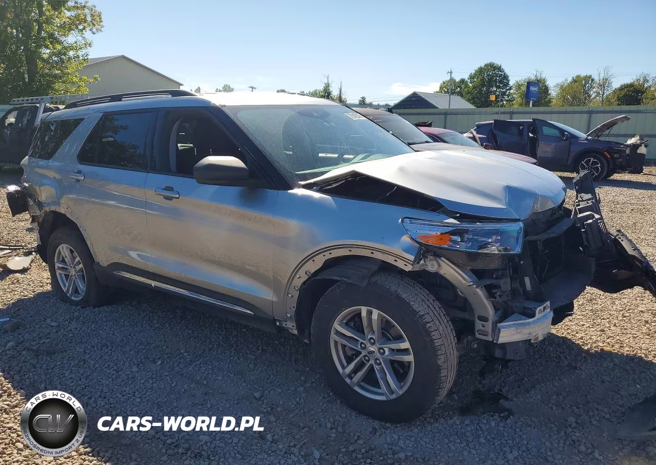 2022 Ford Explorer Xlt VIN:1FMSK8DH3NGA26250 - 4