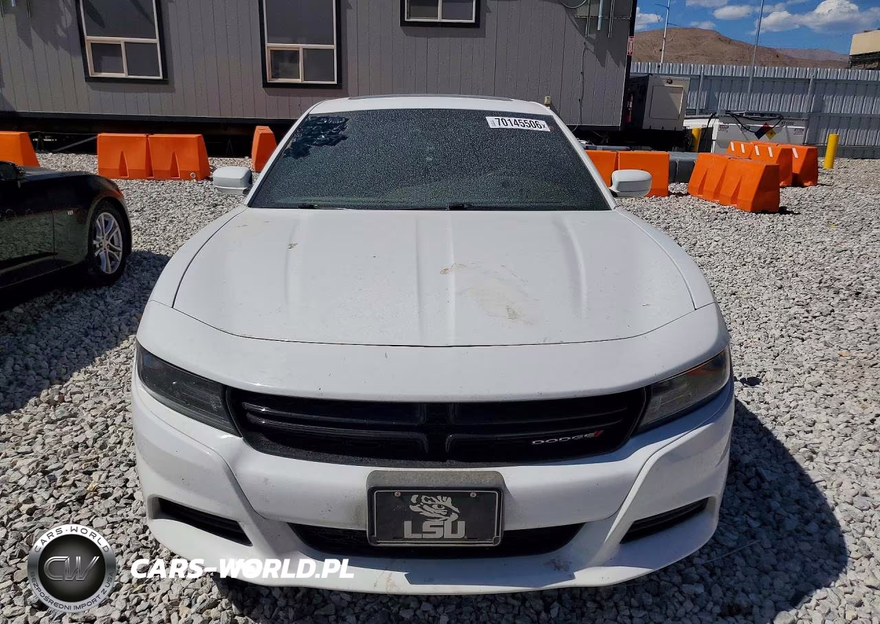 2019 Dodge Charger Sxt VIN:2C3CDXBG3KH643465 - 5