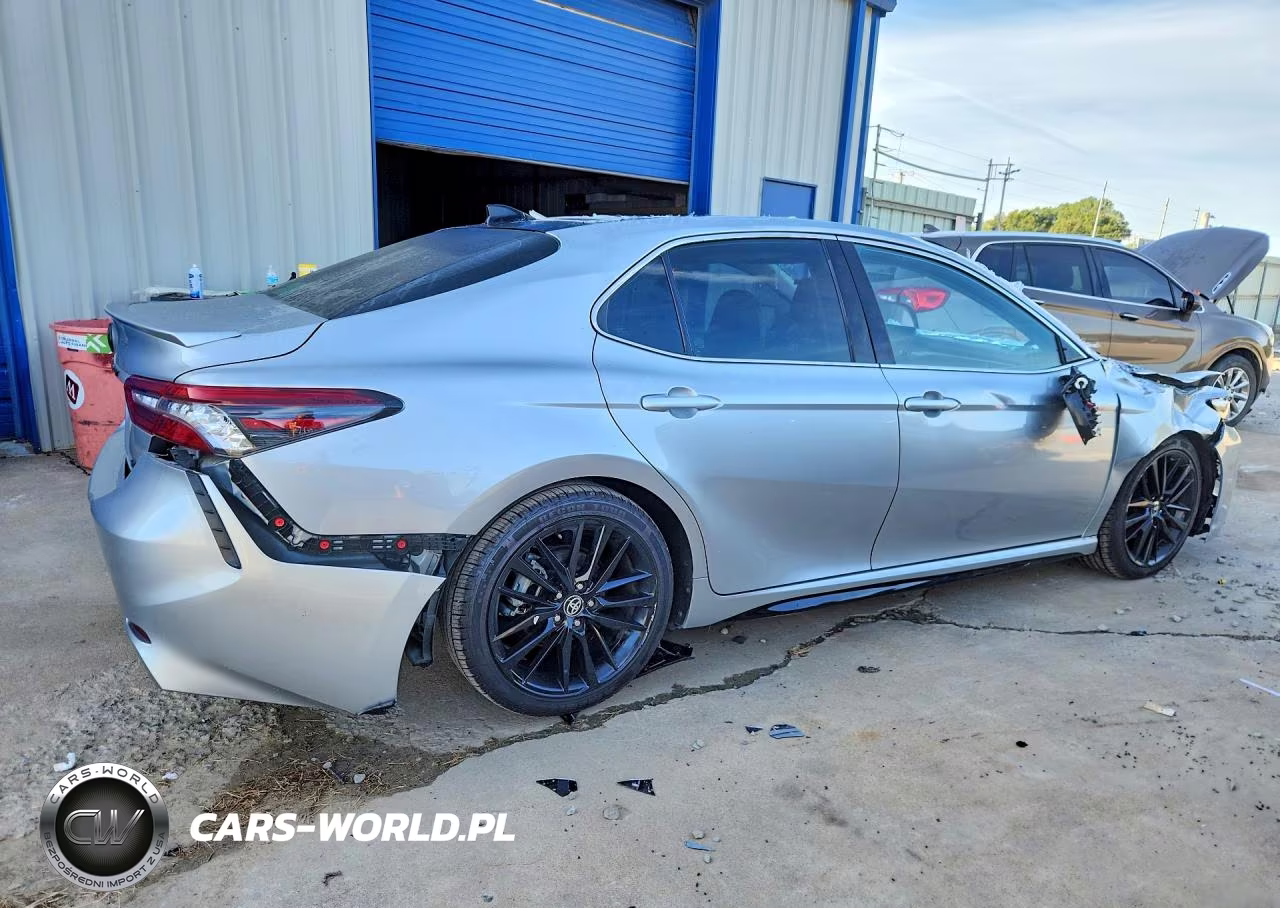 2021 Toyota Camry Xse VIN:4T1K61AK3MU518269 - 3